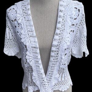 🆕 NWT Beautiful Hand-crocheted 100% Cotton Short Sleeved Jacket in White
